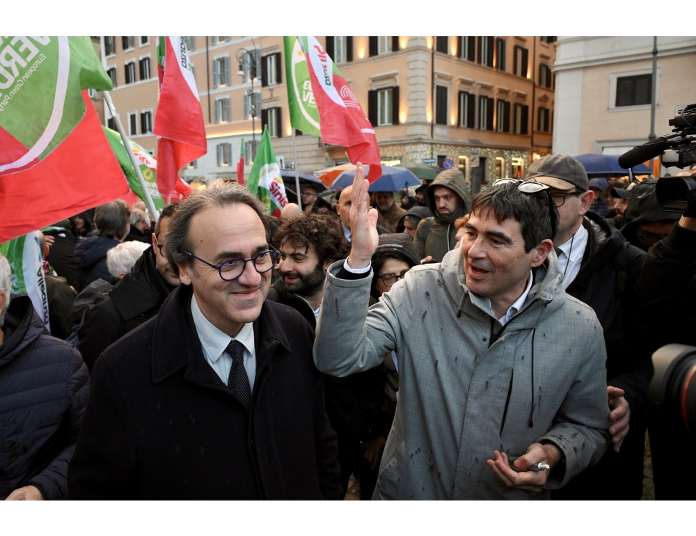 Bonelli e Fratoianni vedono il questore, ‘controllo a Salis non legato al corteo’