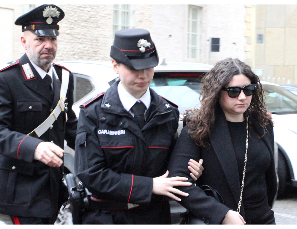 Chiara Petrolini in aula, ‘non sono una madre assassina’