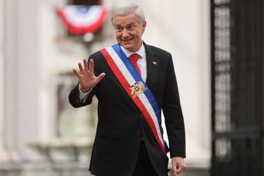 Il presidente valuta la libertà per i militari condannati per repressione