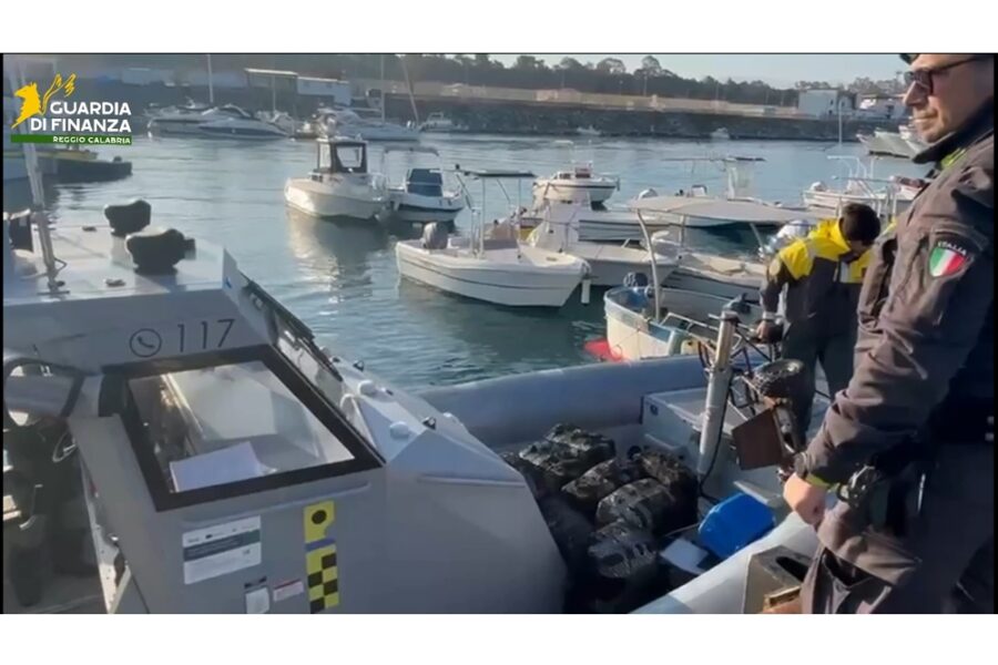 Tre operazioni della guardia di finanza in una settimana. Valore della droga 60 milioni