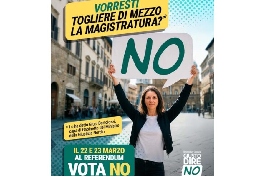 Nella foto la scritta: 'Vorresti togliere di mezzo la magistratura? No'