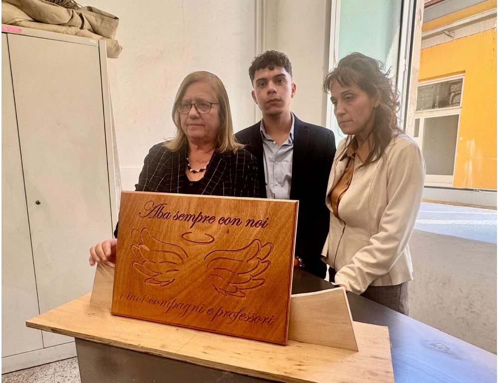 Consegnata la pagella alla famiglia dello studente ucciso dal compagno