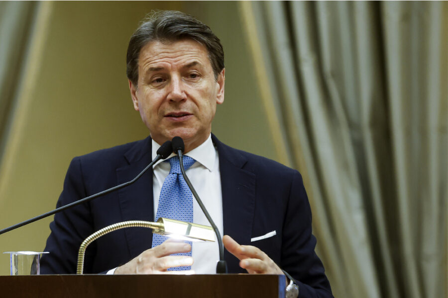 Paragona l'attacca di un drone americano al silenzio complice per il genocidio a Gaza