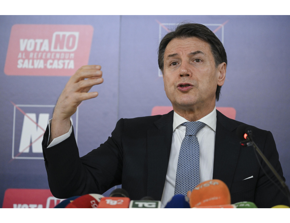 Conte, io sono disponibile a correre per le primarie