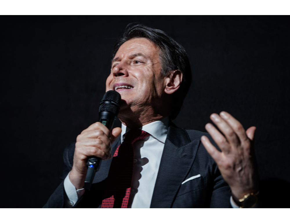 Conte, ‘se vince il sì torna dal cassetto il premierato’