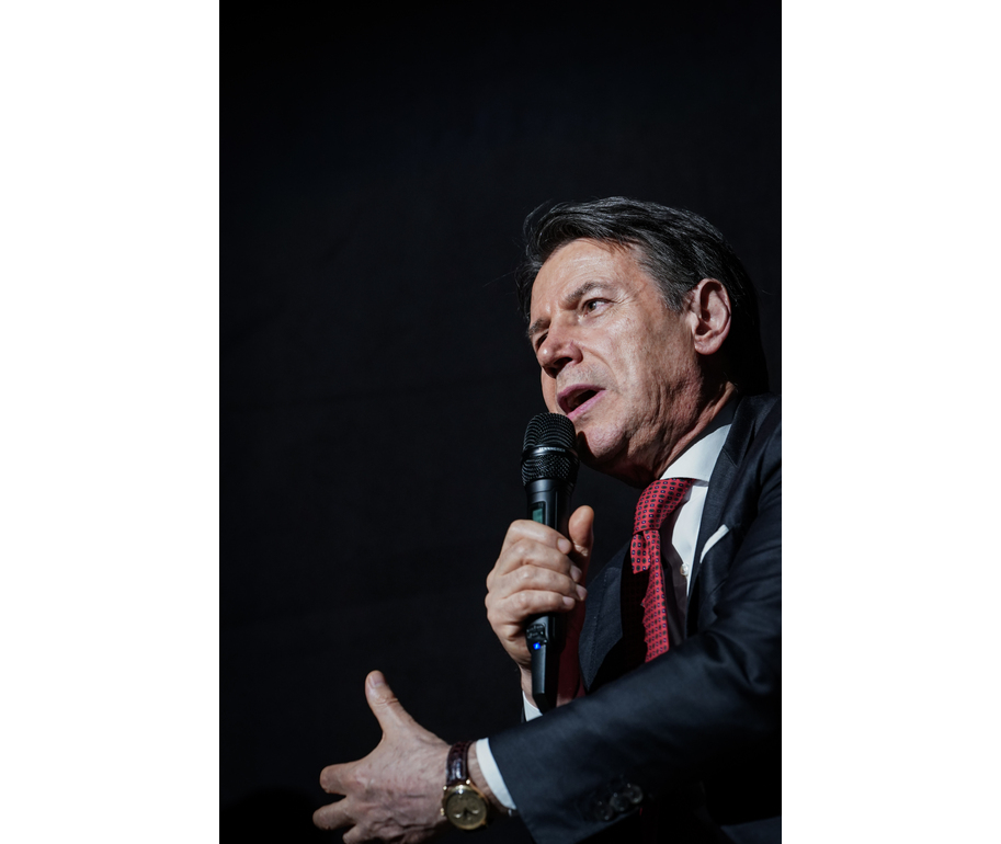 Conte, venerdì a Roma evento M5S per il no al referendum