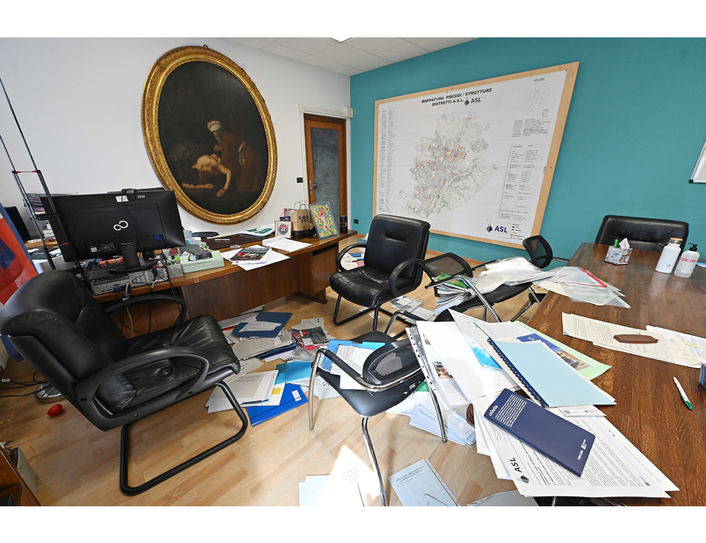 Contro Cpr azione antagonista negli uffici dell’Asl a Torino