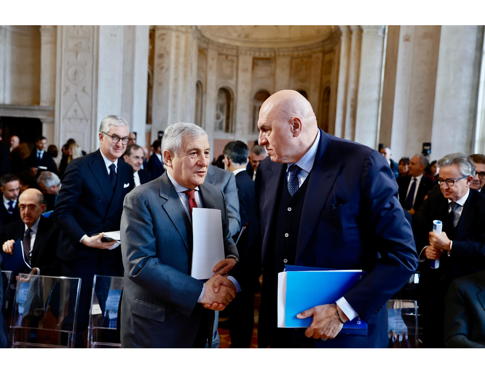 Crosetto riferirà con Tajani domani alle commissioni di Camera e Senato