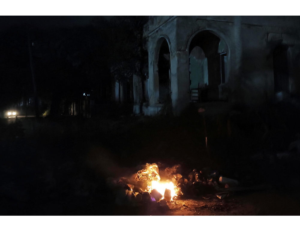 Cuba, collassa l’intera rete elettrica e tutta l’isola è al buio