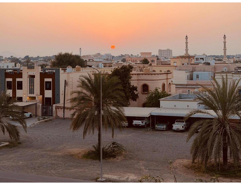 Da Dubai in Oman in auto e poi a piedi, ‘in Italia appena possibile’