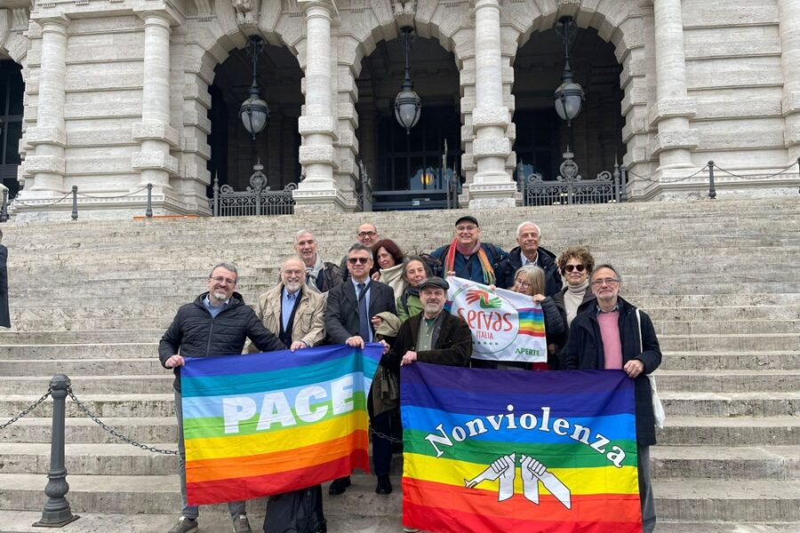 Promossa dalla campagna 'Un'altra difesa è possibile'