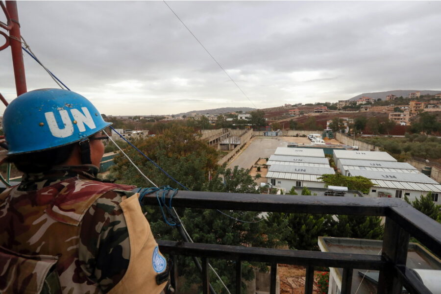 Un militare assistito per un dolore a un occhio