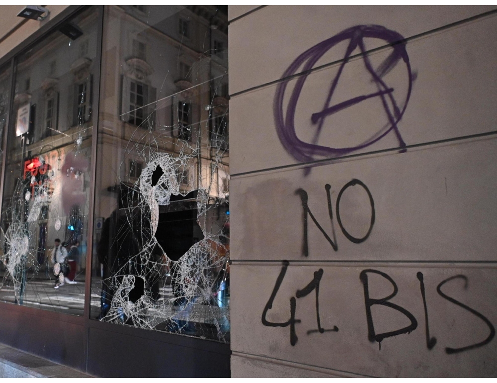 ‘Devastazione a corteo per Cospito’ chieste condanne fino a 12 anni