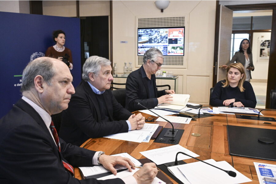 Il ministro degli Esteri impegnato anche nella riunione del Cae