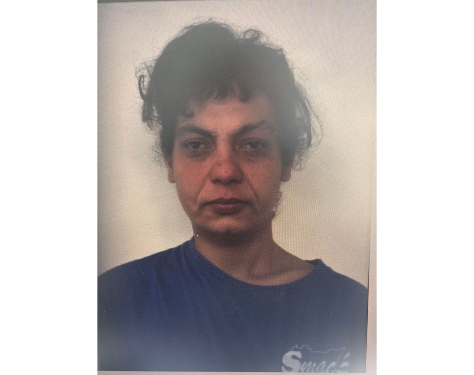 Donna morta in un edificio a Catania, Procura diffonde la sua foto