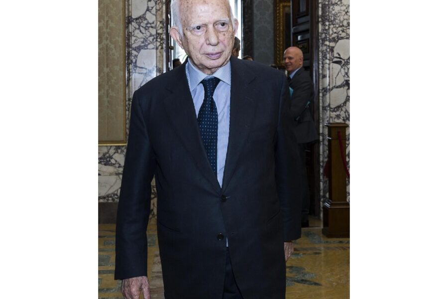 Ex parlamentare della Dc e ministro nei governi Andreotti