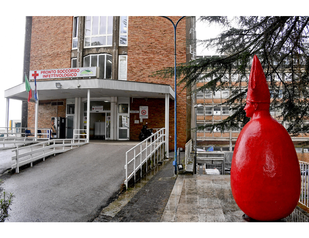 Epatite A, 51 ricoverati e 9 in pronto soccorso al Cotugno di Napoli