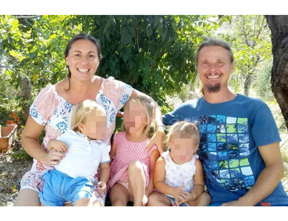 Famiglia nel bosco chiede di rimpatriare in Australia