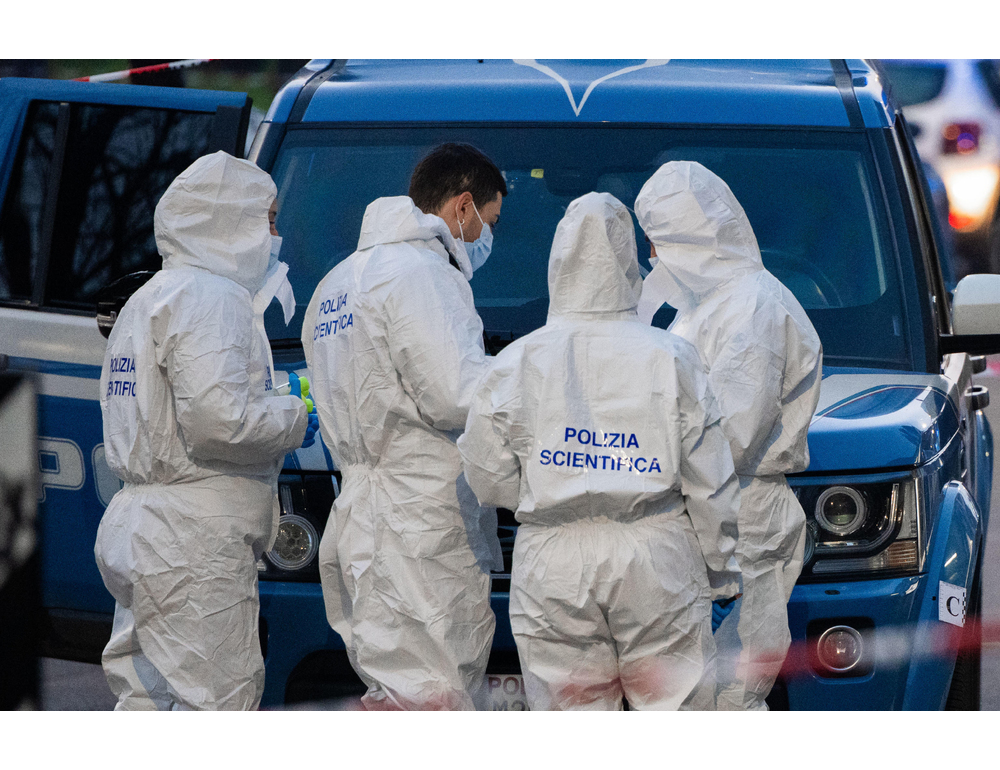 Femminicidio a Bergamo, donna uccisa a coltellate dal marito