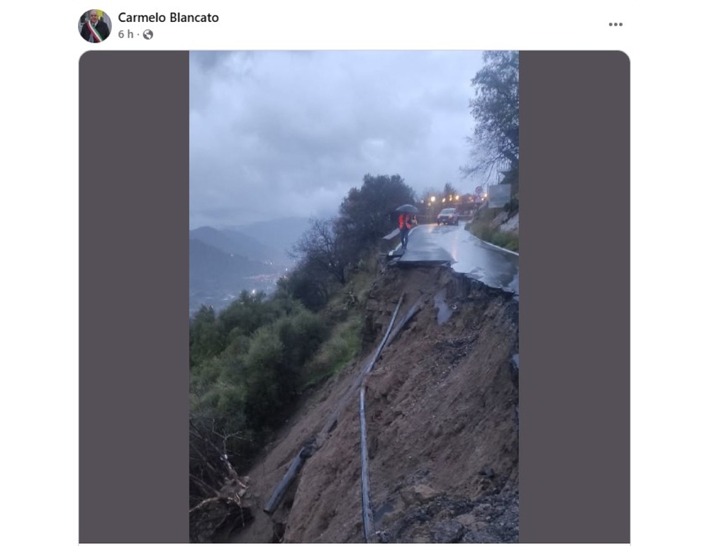 Frana strada nel Messinese, in paese non possono arrivare mezzi di soccorso