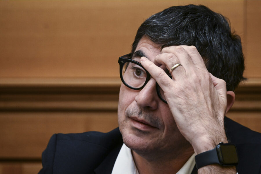 "Pretendiamo risposte dal ministro degli Esteri e da Piantedosi"