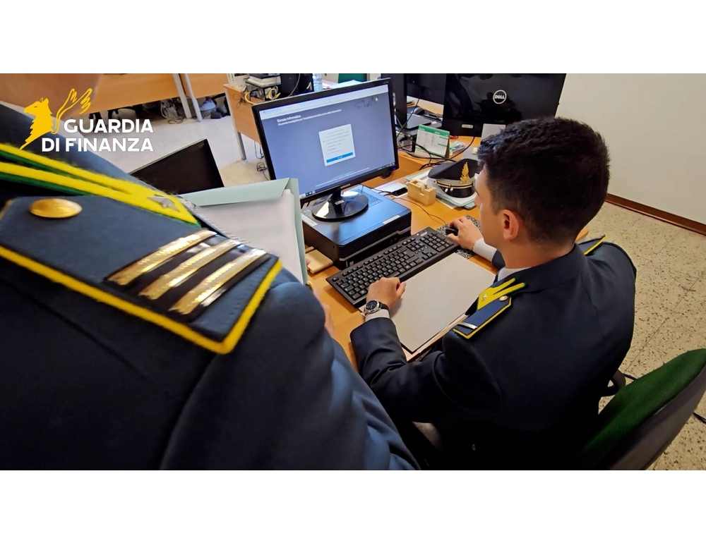 Gasolio importato illegalmente, ordinanza per 5 per frode su accise