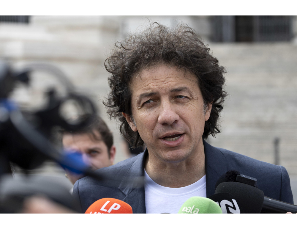 Gip Milano archivia, ‘da Marco Cappato nessun aiuto al suicidio’