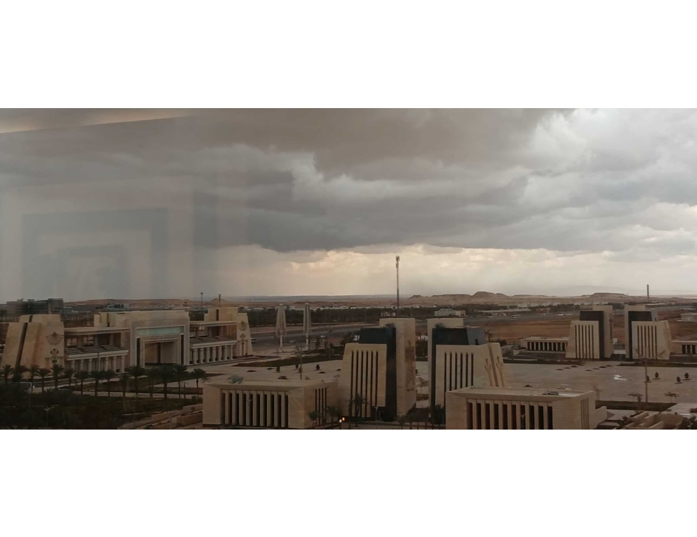 Grandine e acquazzoni al Cairo, scuole chiuse e circolazione in tilt