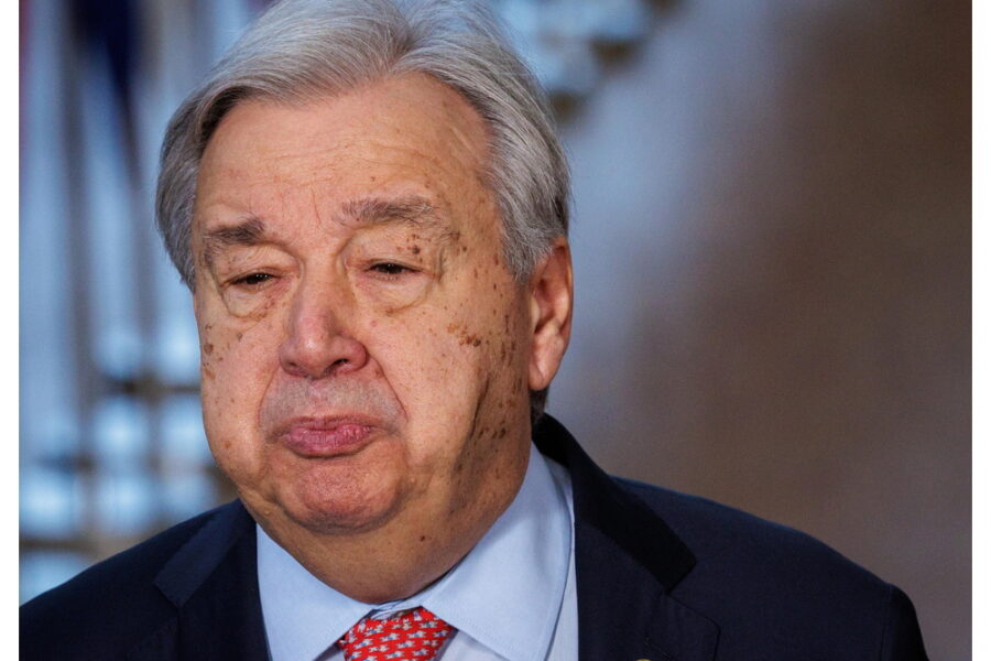 Un mlr di donne nel mondo non ha accesso a servizi di acqua potabile