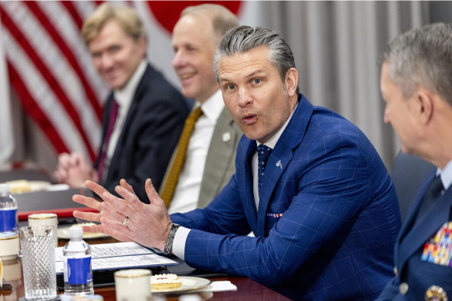 'Ll'Iran stava costruendo potenti missili e droni'