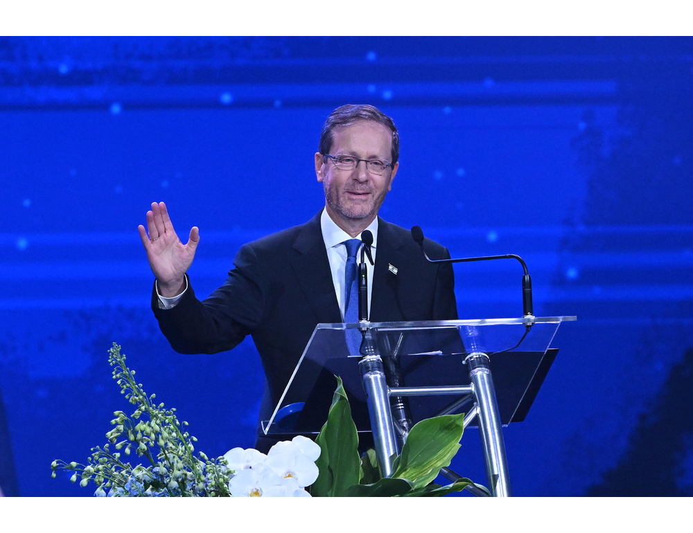 Herzog telefona a Pizzaballa, ‘profondo dolore per l’ncidente’