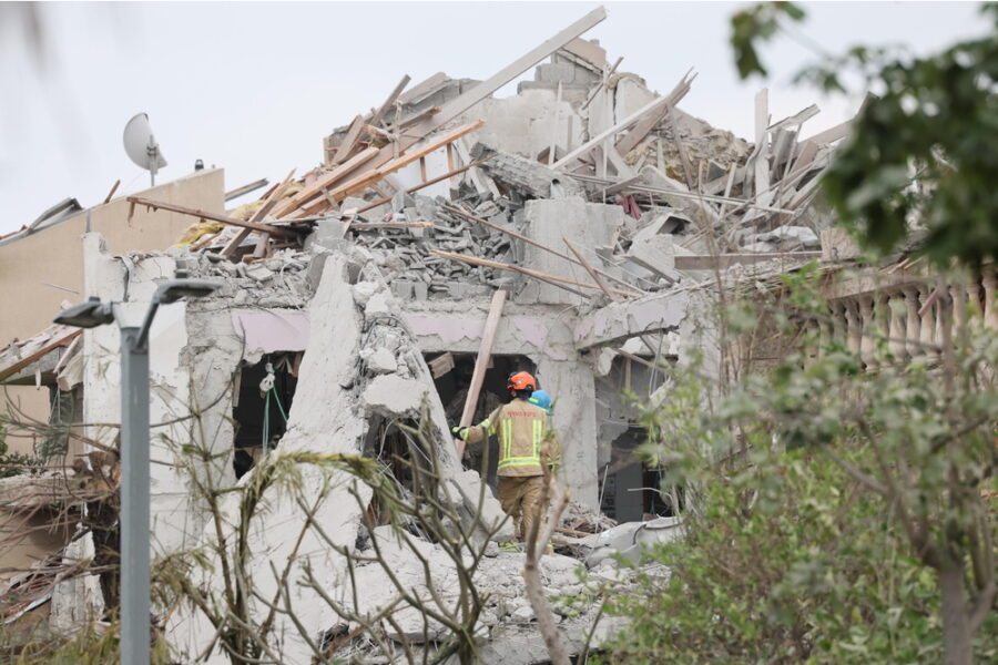 'Dall'inizio dell'operazione Roaring Lion compiute centinaia di ondate di attacchi'