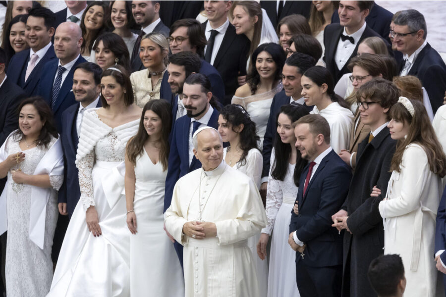'Accompagnare le fragilità'. Leone convoca un summit con i vescovi ad ottobre