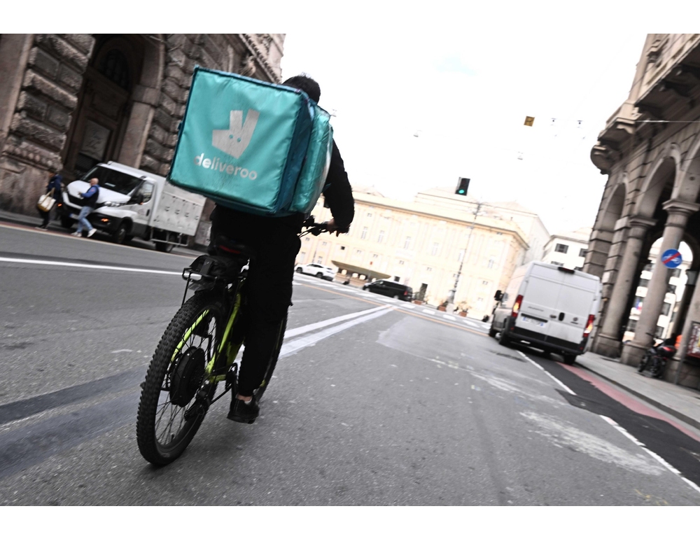 Il gip di Milano convalida il controllo giudiziario di Deliveroo