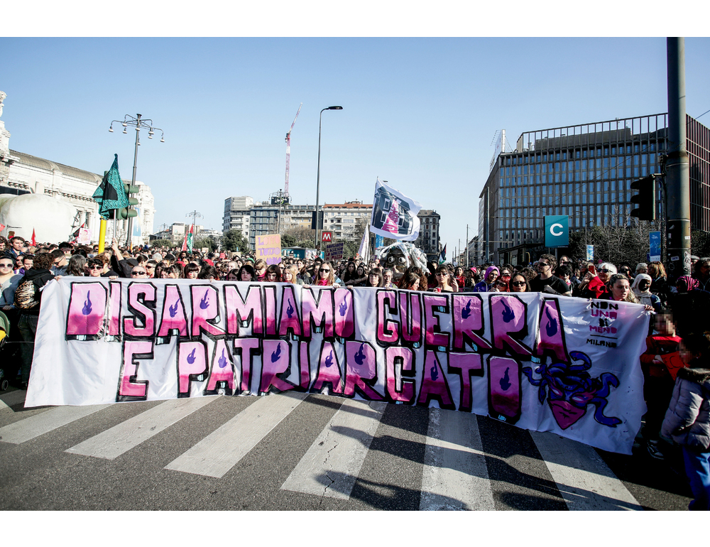 Il grido delle donne in piazza, ‘Stop a guerra e patriarcato’