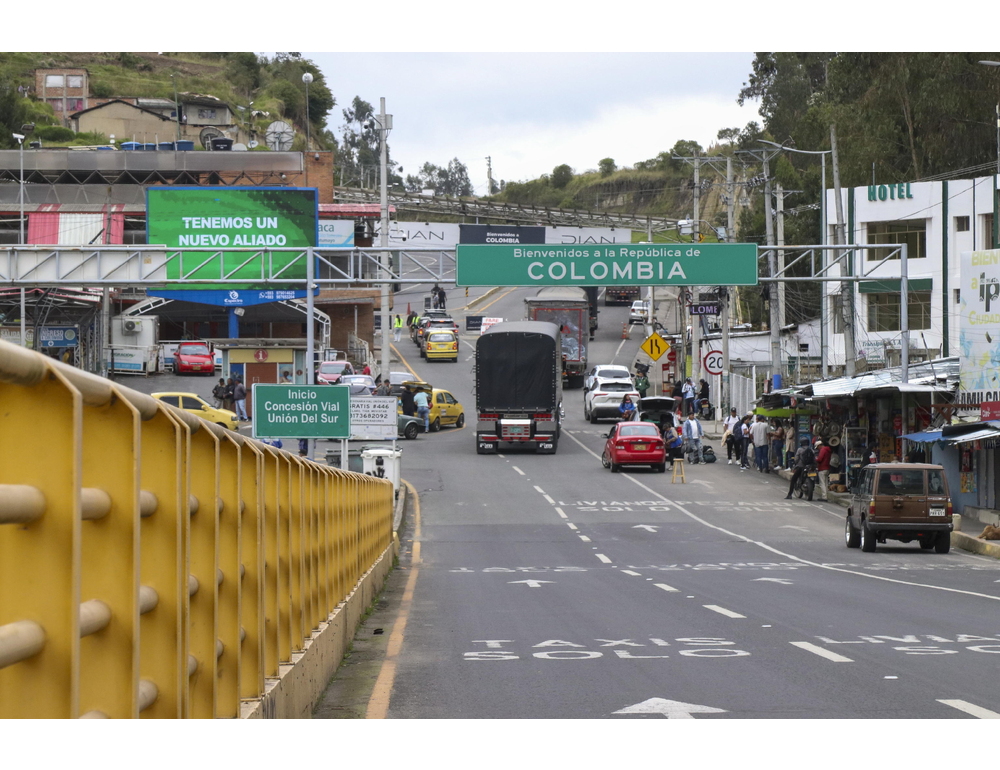 Il presidente colombiano, ‘bomba sganciata da un aereo al confine con l’Ecuador’