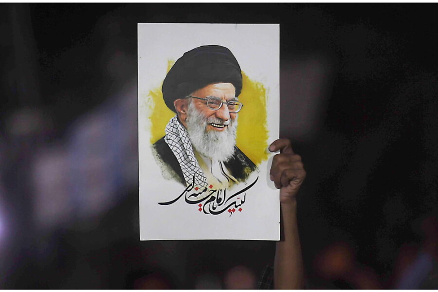 A Teheran nella Grande Moschea dedicata a Khomeini