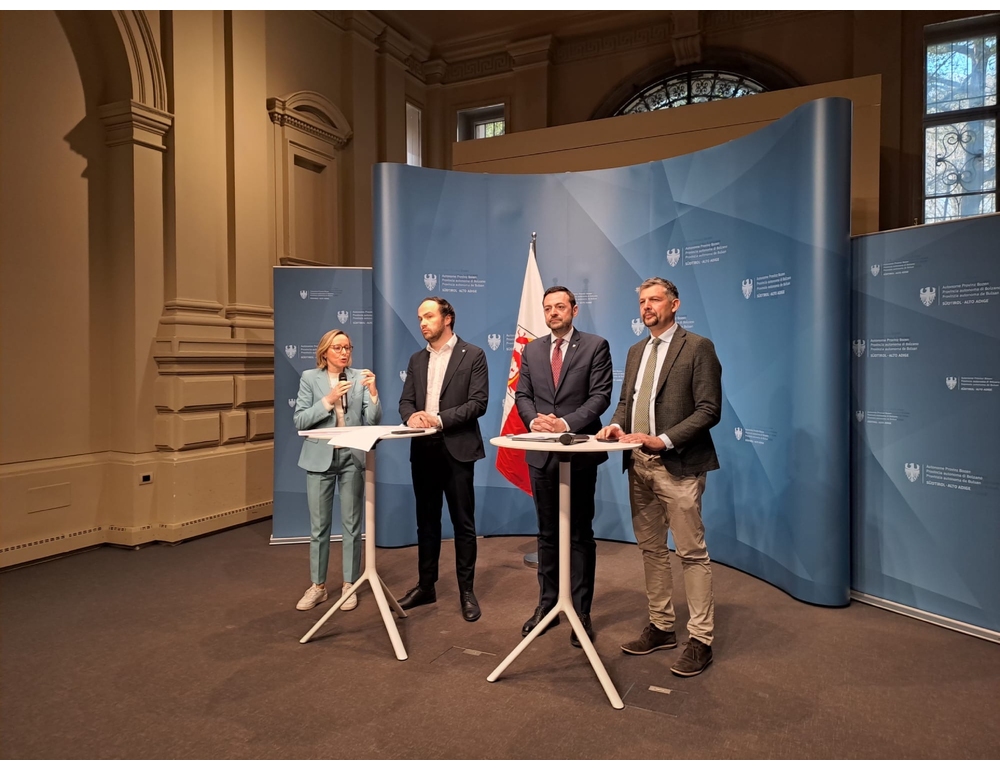 Insegnanti in Alto Adige riceveranno 400 euro lordi in più al mese