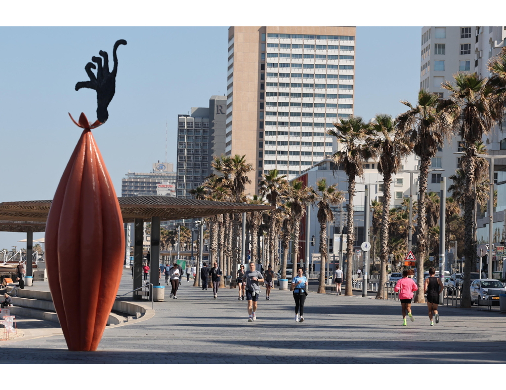 Iran avverte, ‘colpiremo banche e centri economici di Usa e Israele’