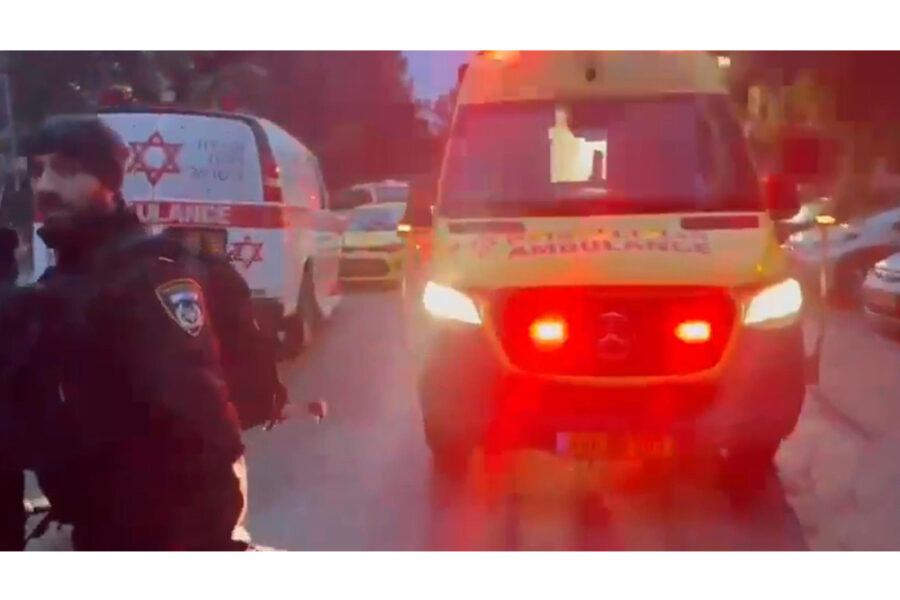 'Il razzo iraniano ha anche causato danni a diversi edifici'