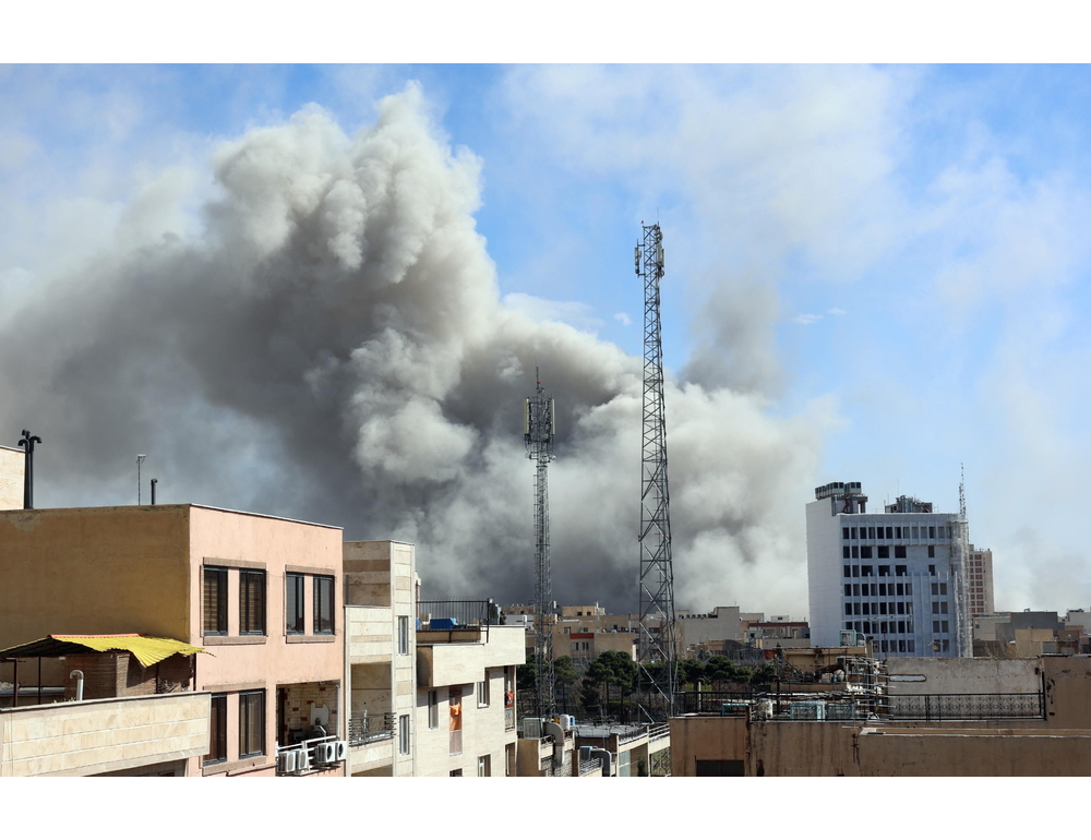 Israele, sganciate 1200 bombe su target iraniani