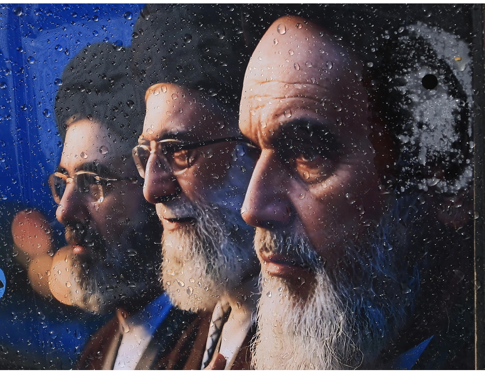 Khamenei nega i raid su Turchia e Oman, ‘è un piano di Israele’