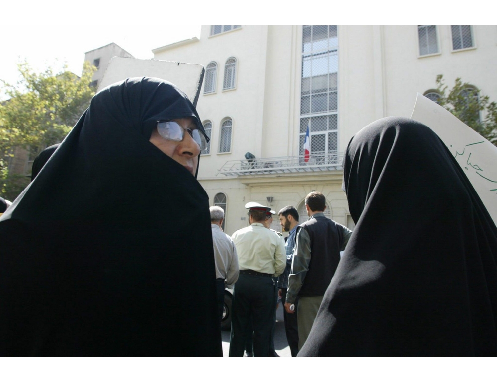 La Lega presenta ddl "per liberare donne da velo imposto"