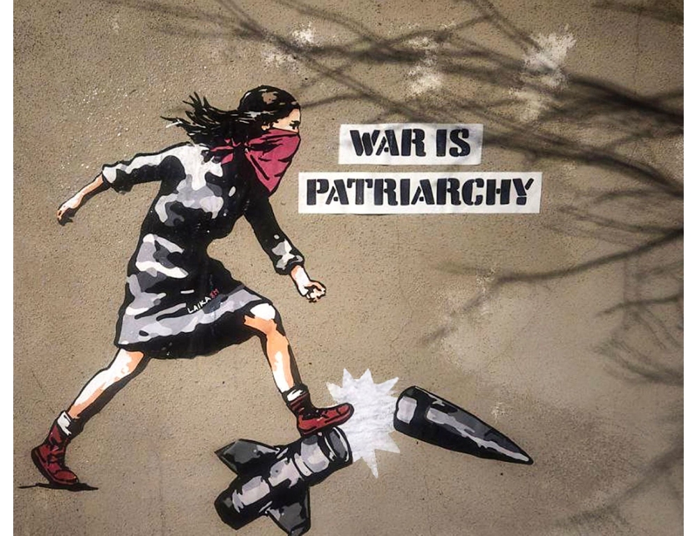 ‘La guerra è patriarcato’, l’opera di Laika per l’8 marzo