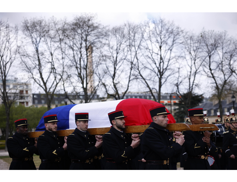 L’addio della Francia all’ex premier Jospin, ‘ha modernizzato il Paese’