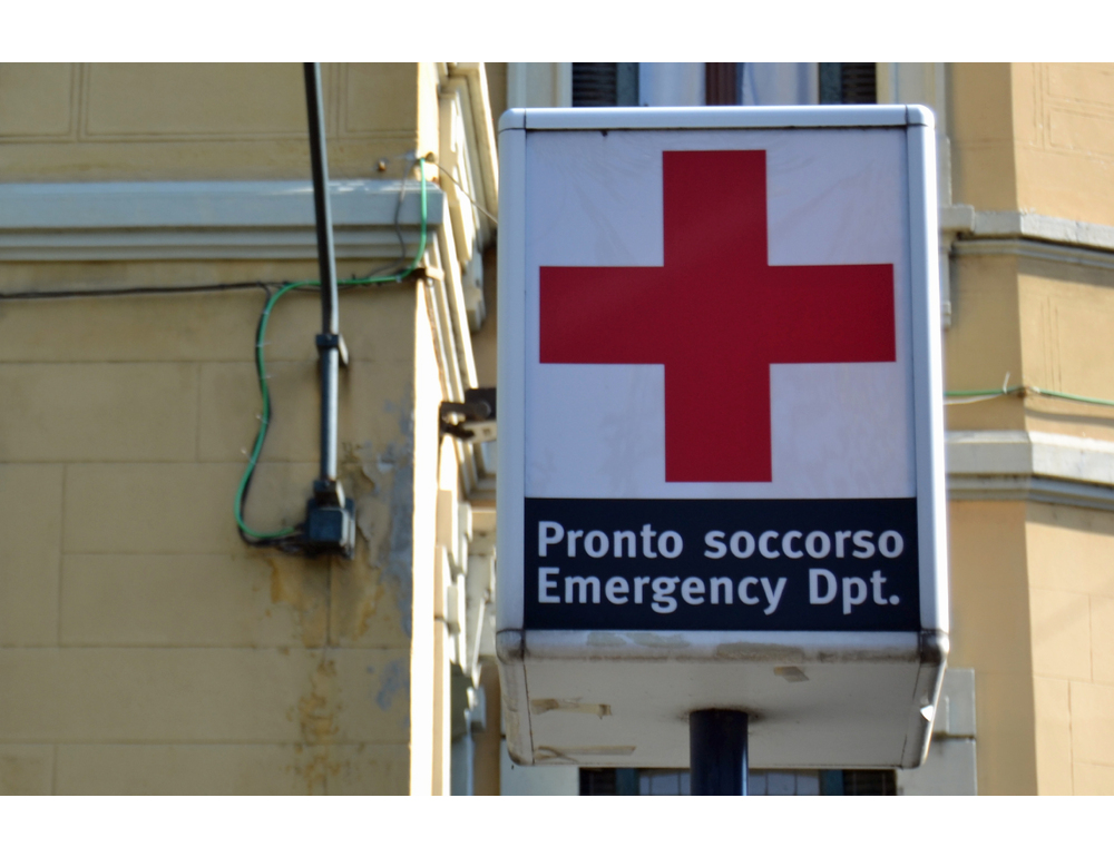 Lite per la mancanza d’acqua, 33enne strappa orecchio a proprietario casa