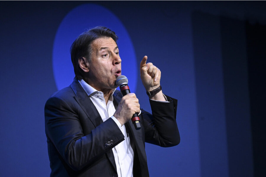 Aeronautica aveva smentito. Crosetto spieghi cosa è accaduto giorni fa