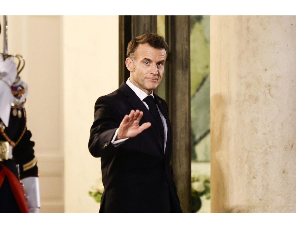 Macron sente Pezeshkian, ‘stop ai raid ai Paesi della regione’