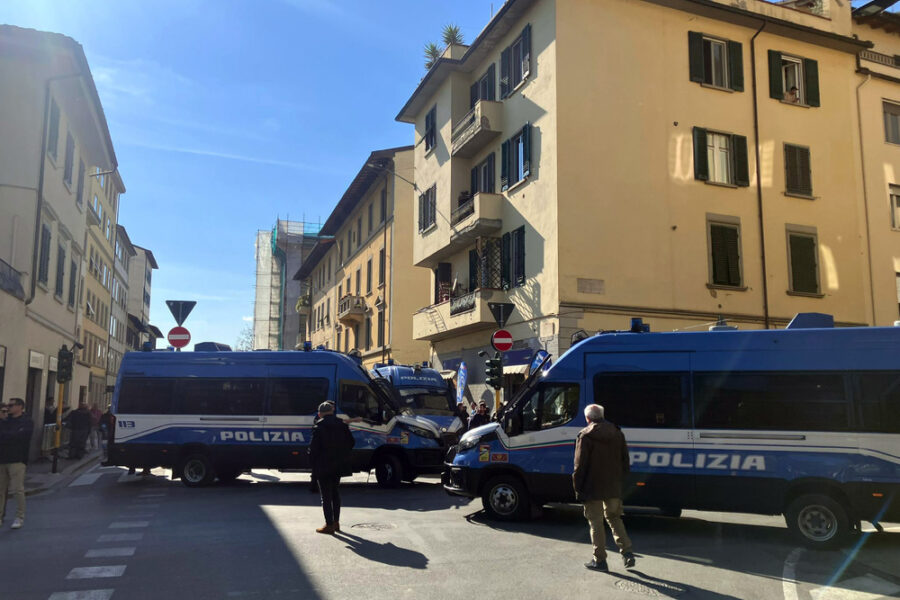 Fn di Vannacci la inaugura