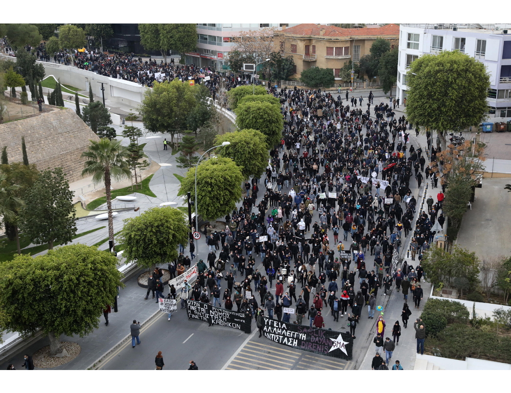 Manifestazioni a Cipro contro le basi Gb, ‘vanno chiuse’